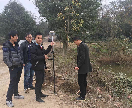 文章附图
